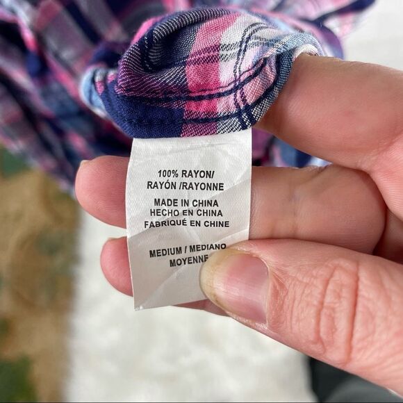 Rails Carmen Plaid Rayon Button Down Top - Picture 9 of 9